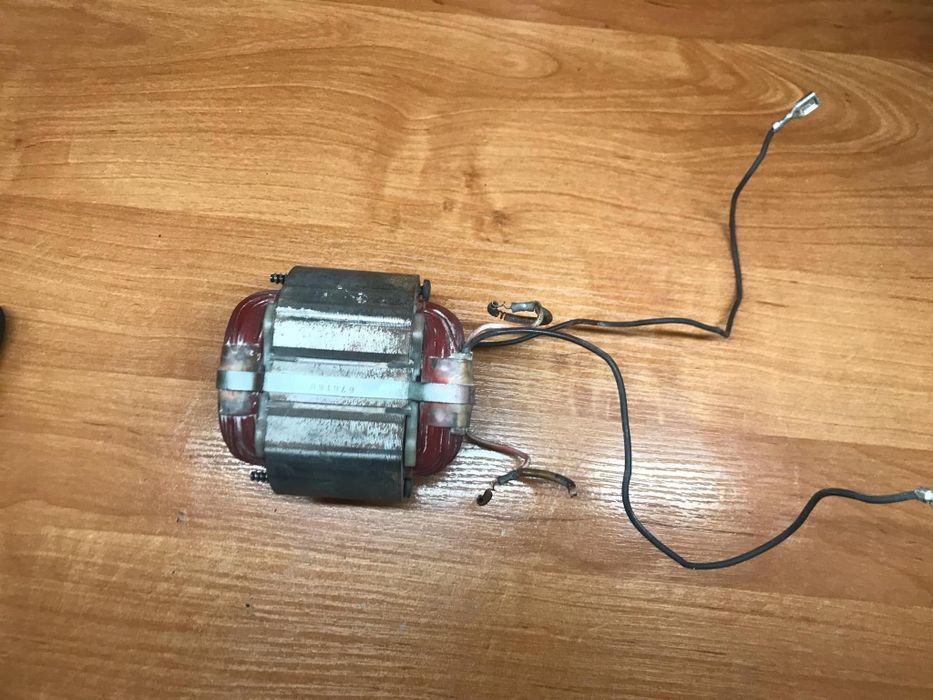 Stojan Makita GA9050