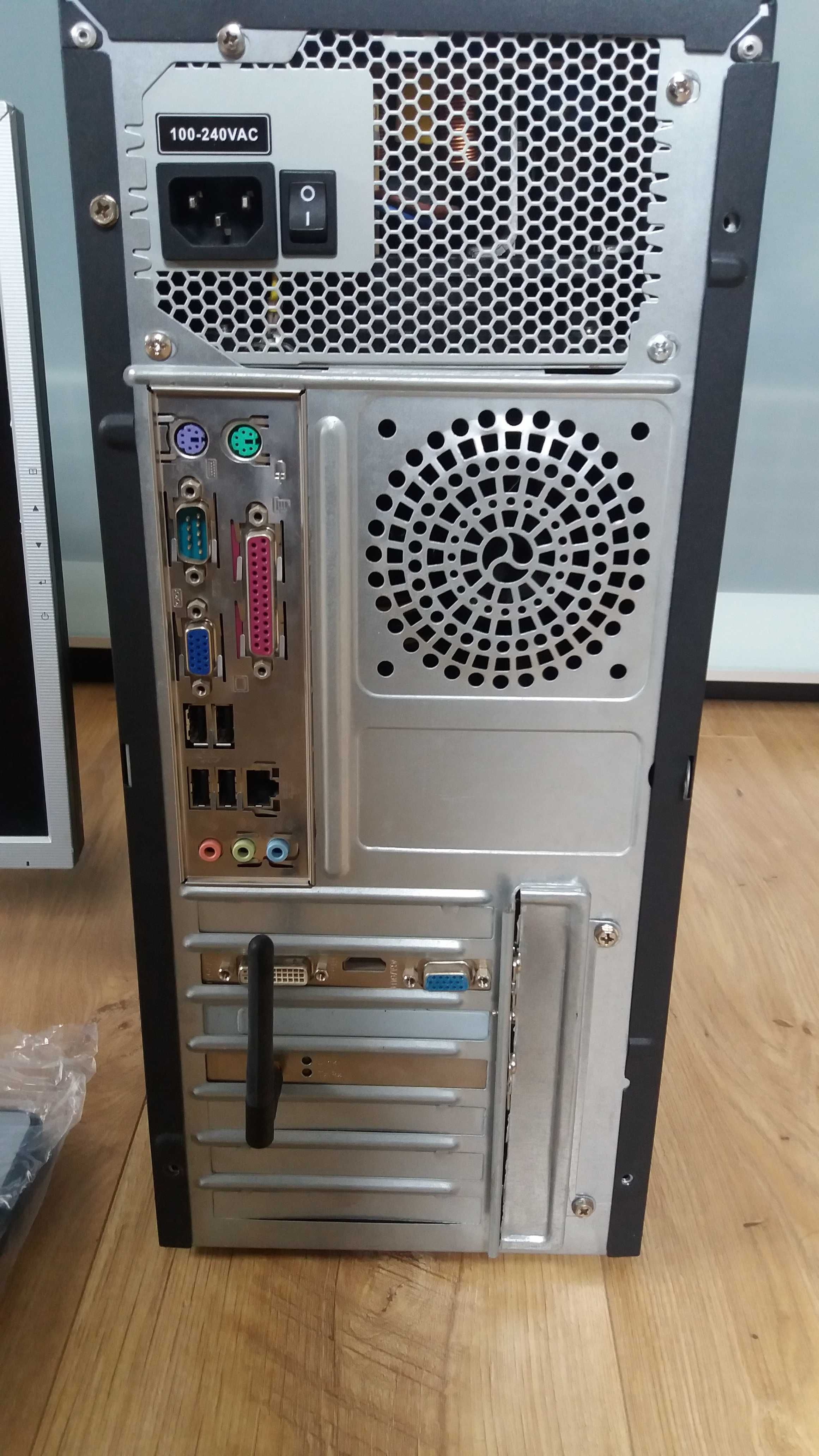 Sprzedam komputer z monitorem