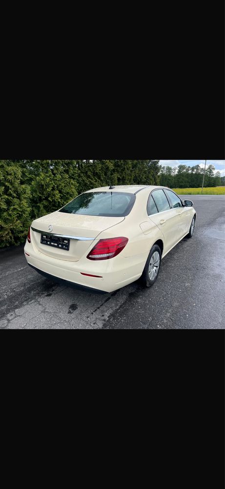Mercedes Benz W213