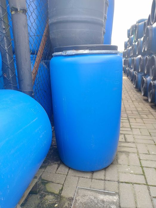 Beczka plastikowa 200L