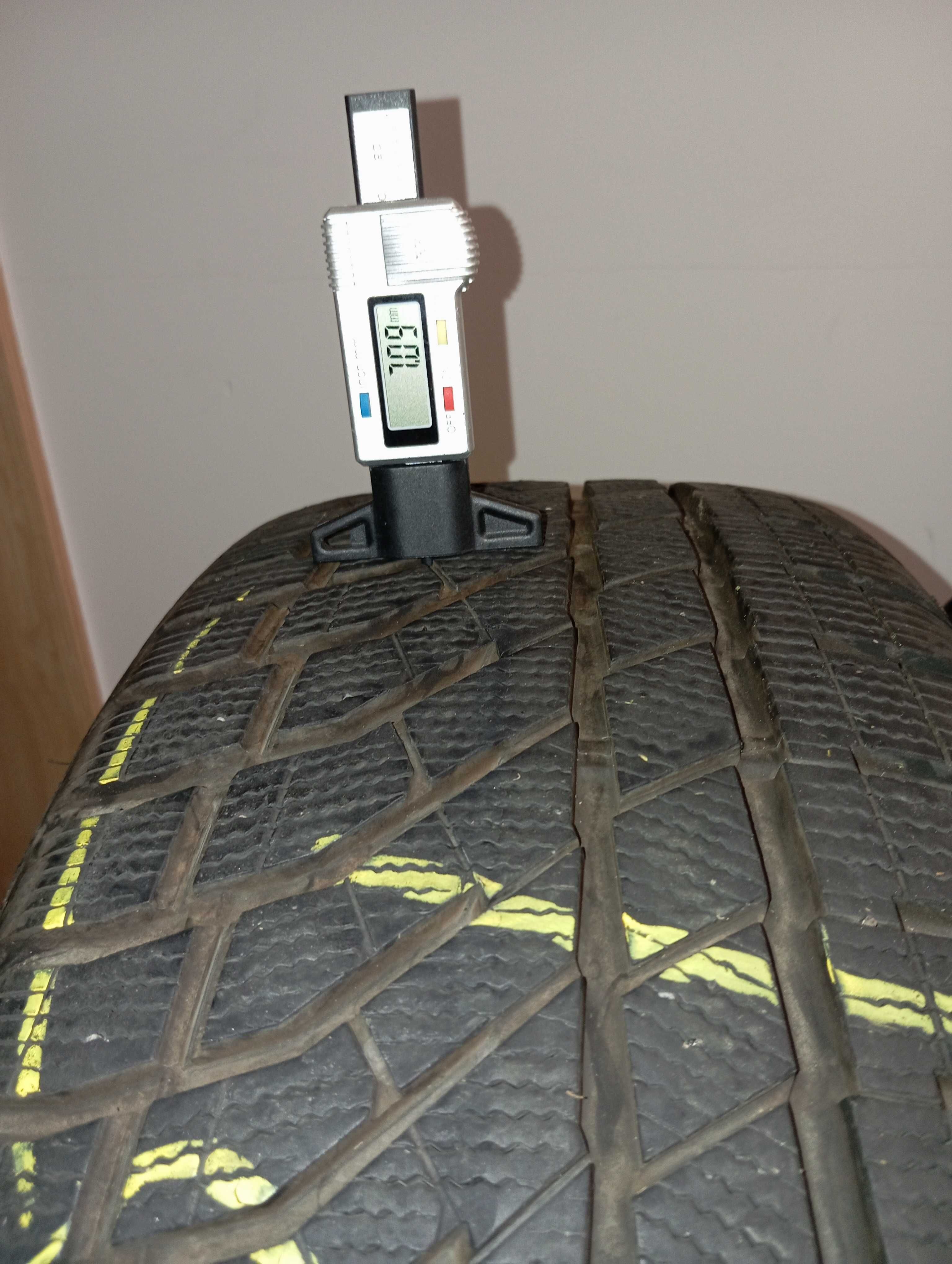 4 opony zimowe Falken 235/55R18 super stan z 2023 roku