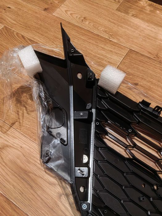 NISSAN SENTRA 2020 2022 Решетка радиатора с заглушкой боковой и центр.