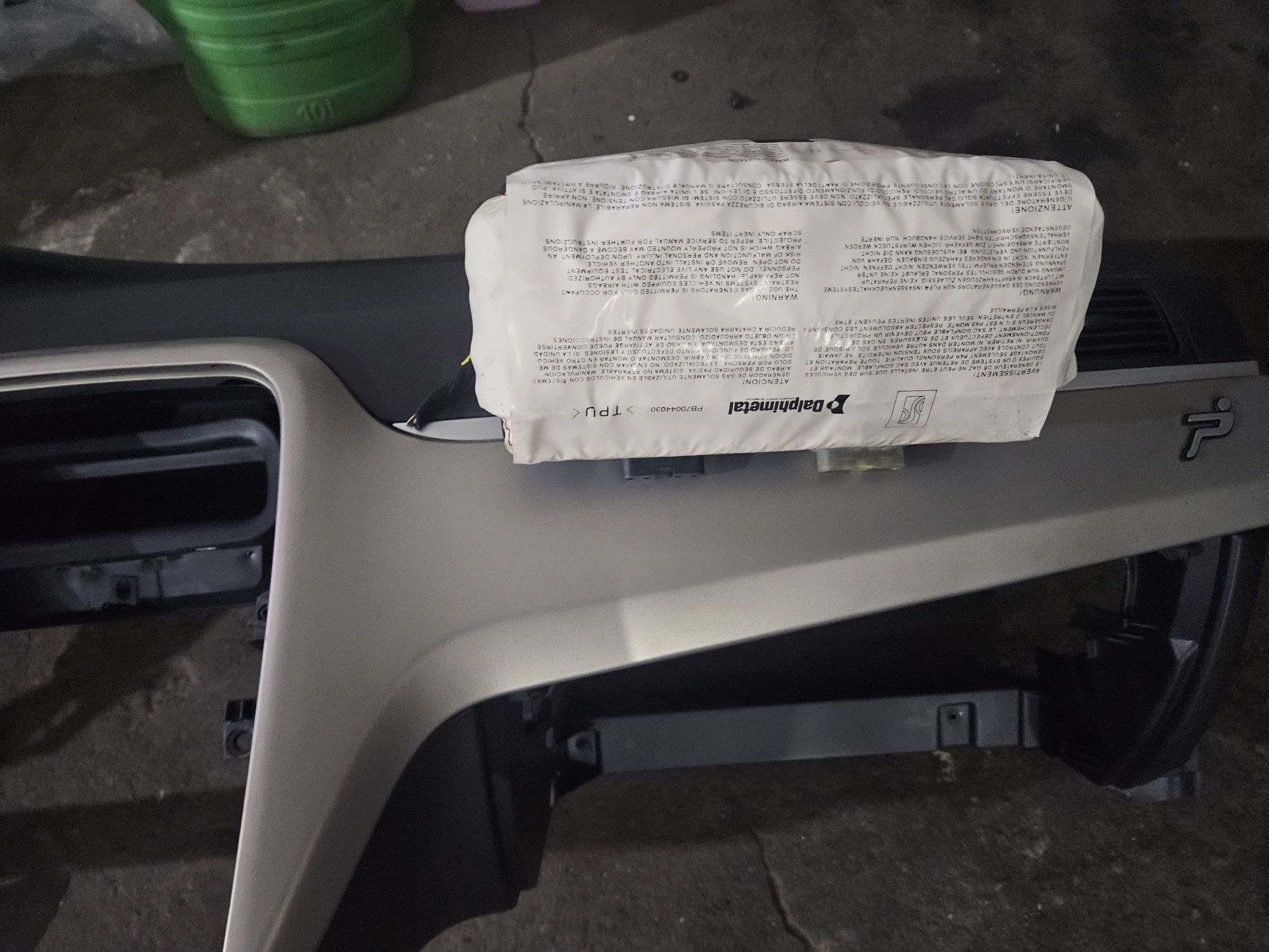 Fiat Grande punto Deska Konsola Airbag Pasy