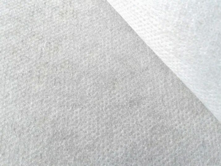 Флізелін клейовий. Тільки Гурт. Ціна 10.9 грн/м. В рулоні 200 метрів