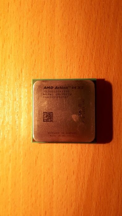 Procesor AMD Athlon 64 X2 4600+ Socket AM2 AD04600IAA5DO