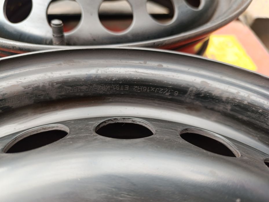 5x120 Felgi Stalowe 16 VW Transporter T5 T6 Amarok 6.5JX16 ET51 4SZT