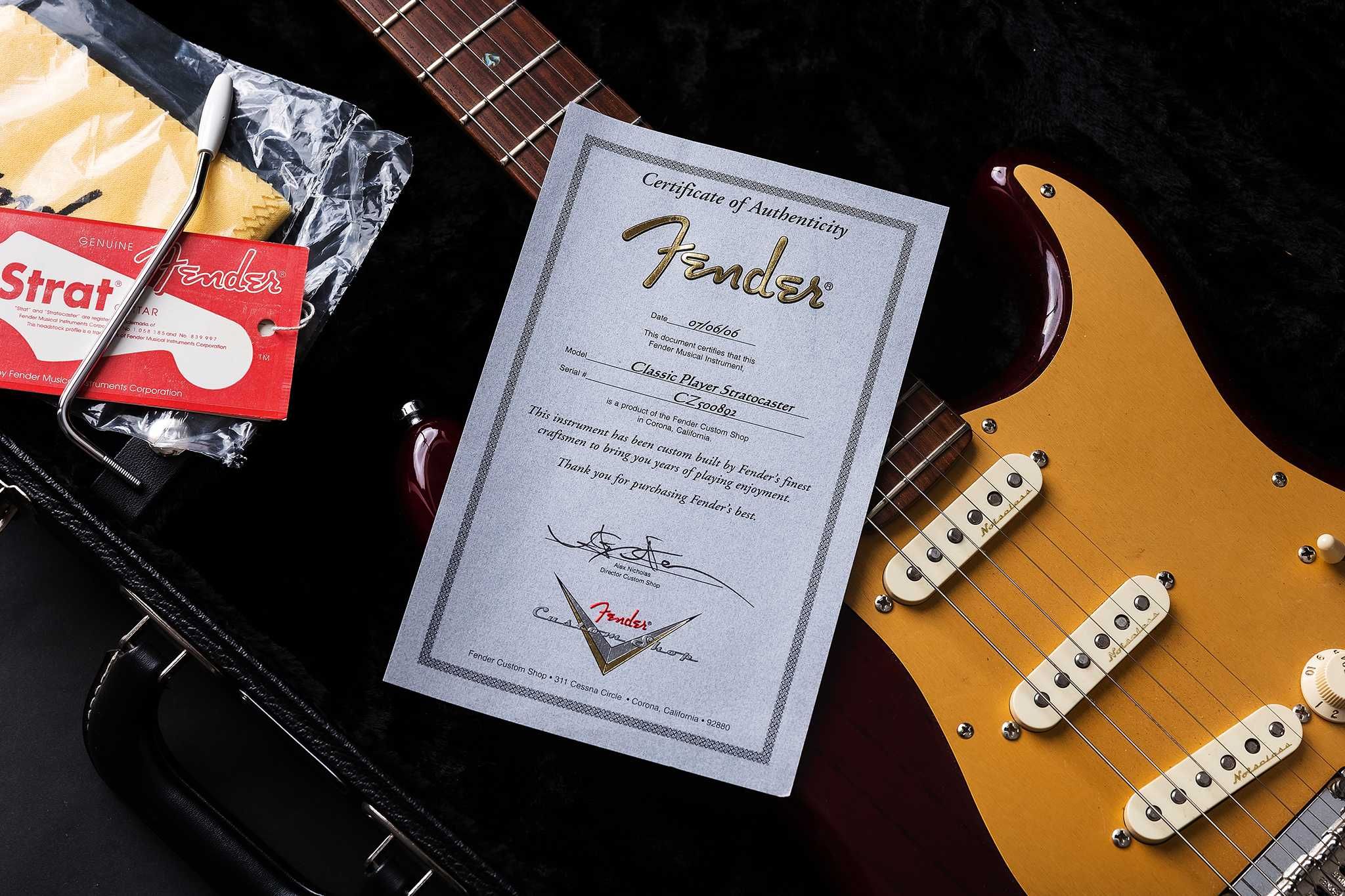 Fender Classic Player Strat Custom Shop 2006 Noiseless Midnight Wine