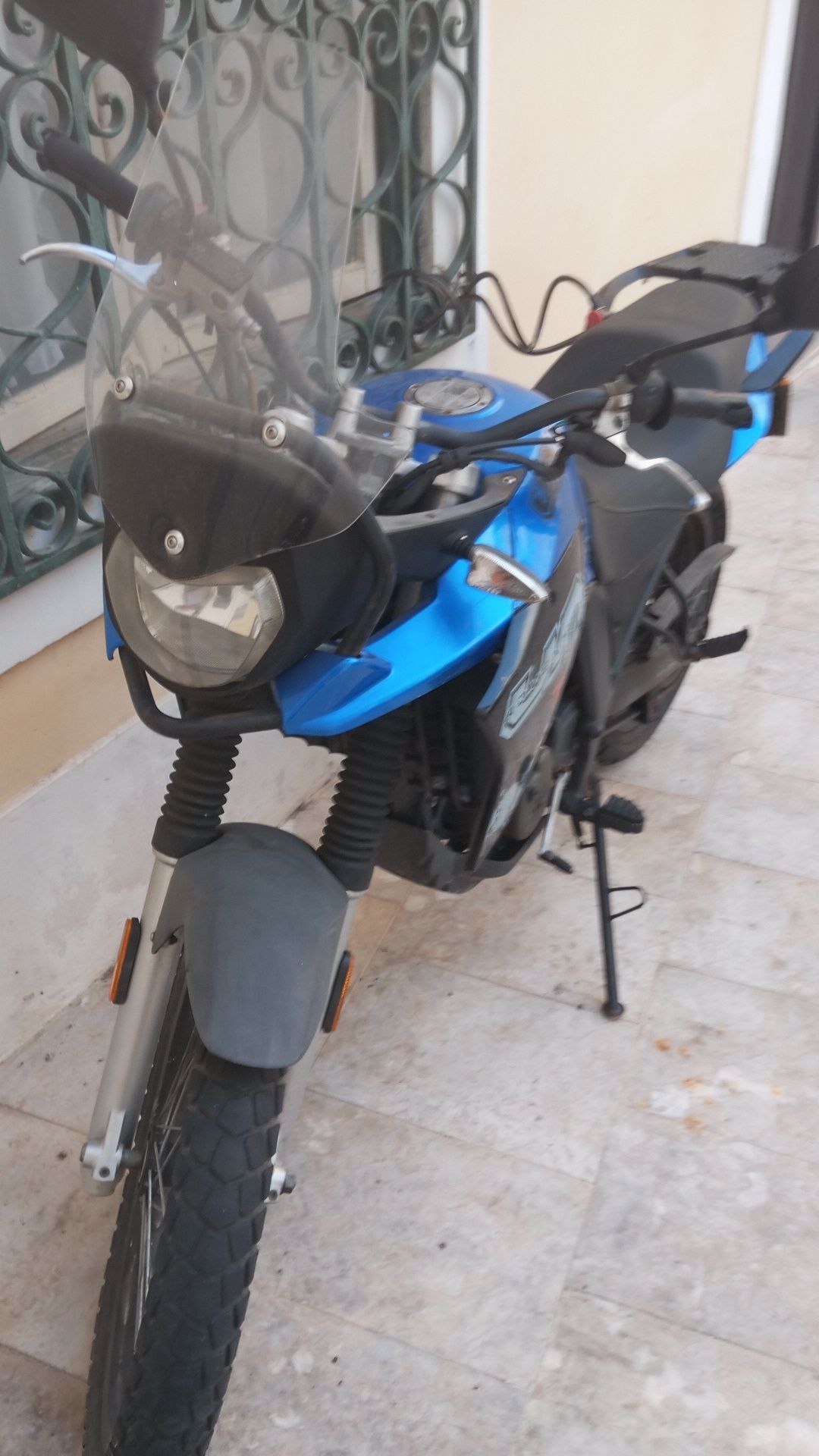 Mota Um Adventure TT 125
