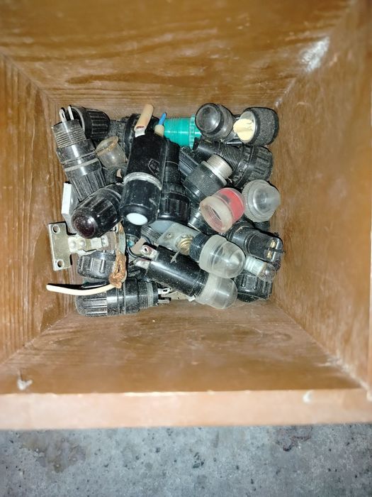 Радіодеталі нові електроніка