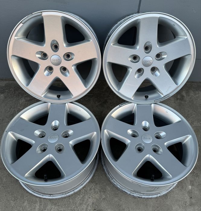 Диски 5 127 R17 оригінал Jeep Wrangler, Dodge Jorney, Fiat Freemont