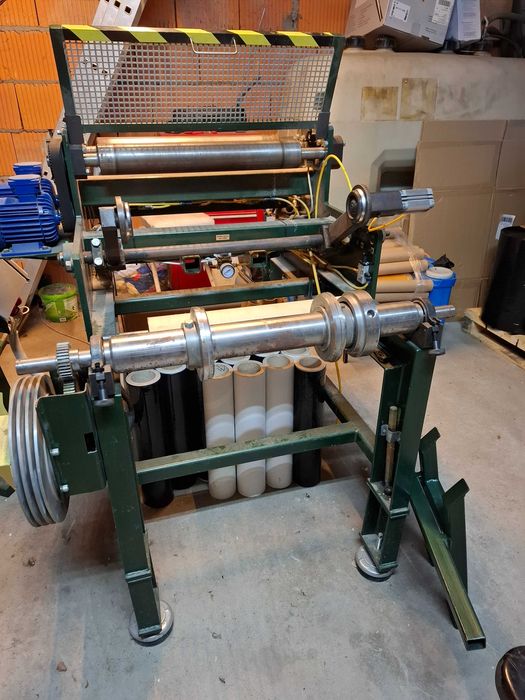 Przewijarka do folii aluminiowej i stretchu