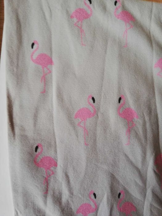 Rajstopy dziewczęce w rozmiarze 116-122