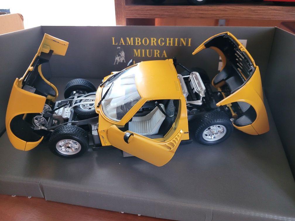 Model Lamborghini Miura, 1/18, Polistil Nówka