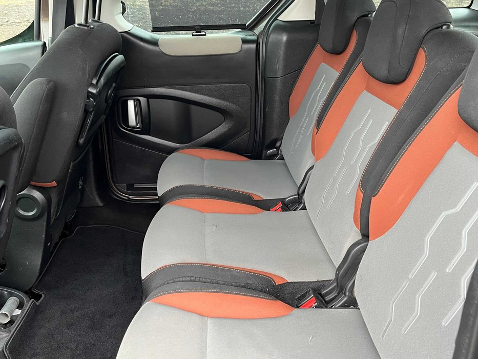 Sprzedam Peugeot Partner 1.6 HDI  lift