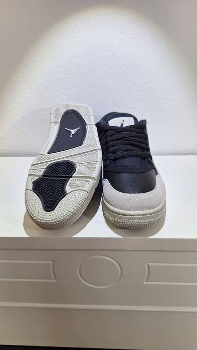 Кросівки Air Jordan 4 RM FQ7939 001, US9 EU42.5 27CM
