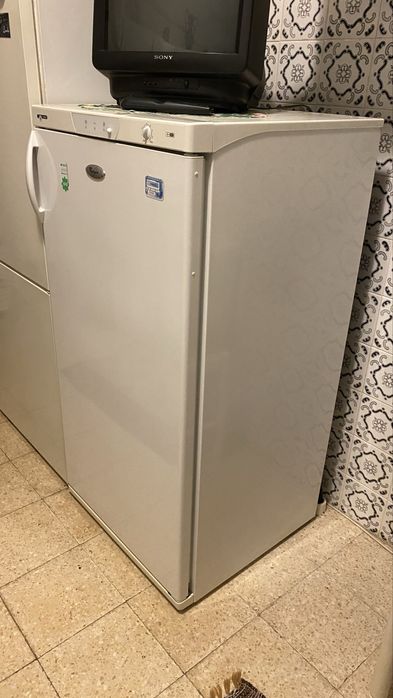 Whirlpool - Arca Vertical com gavetas