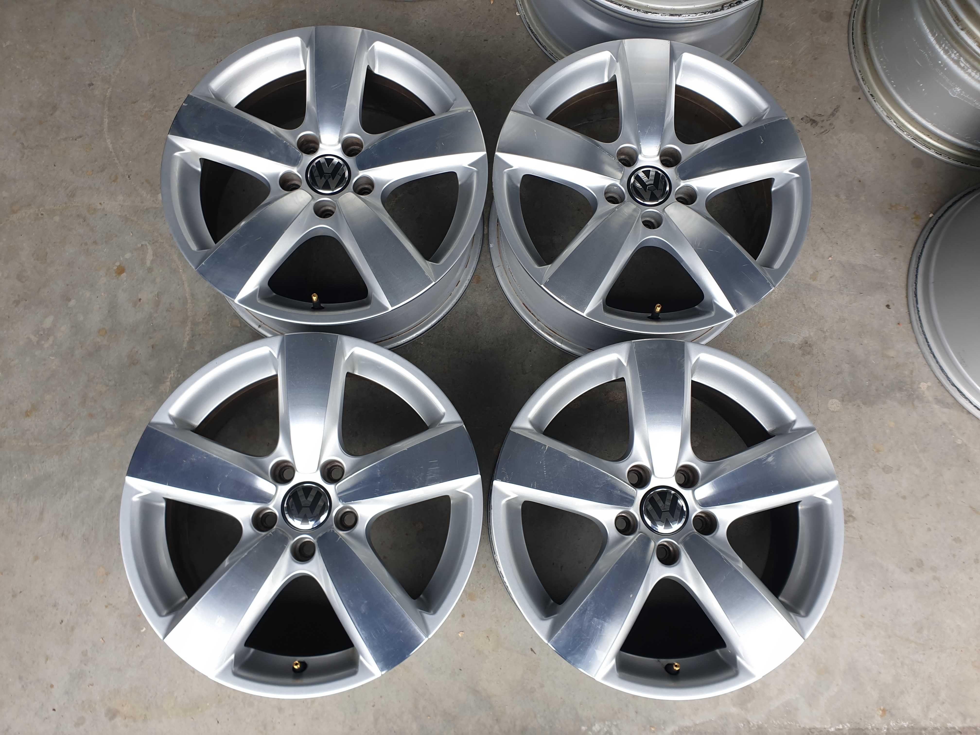 Alufelgi 17" VW Passat B6 B7 B8 CC Golf VII Caddy Tiguan Touran 5x112