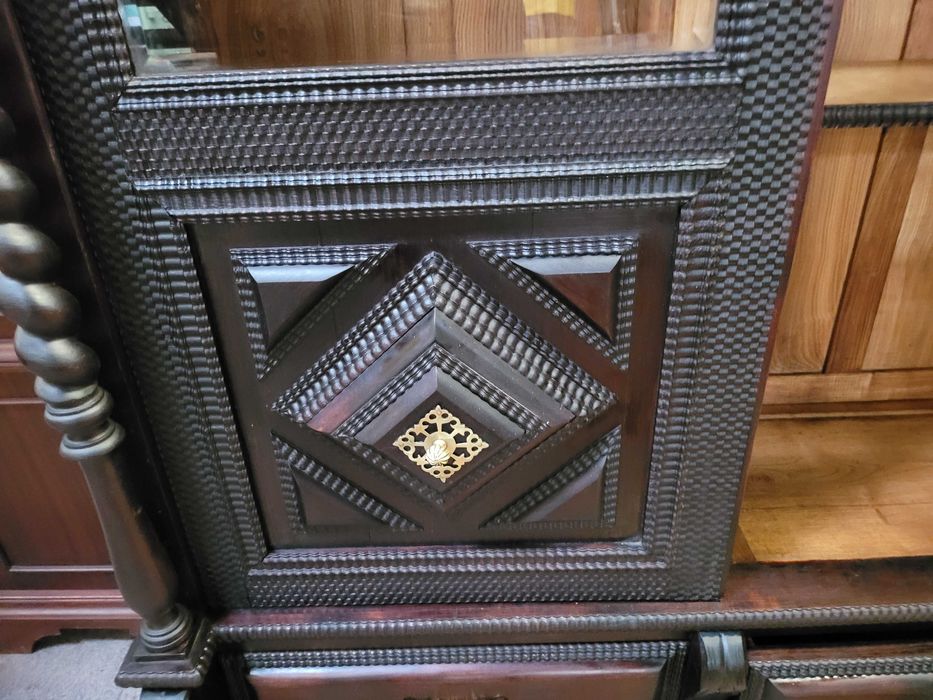 Livreiro antigo em madeira maciça - Bom estado geral