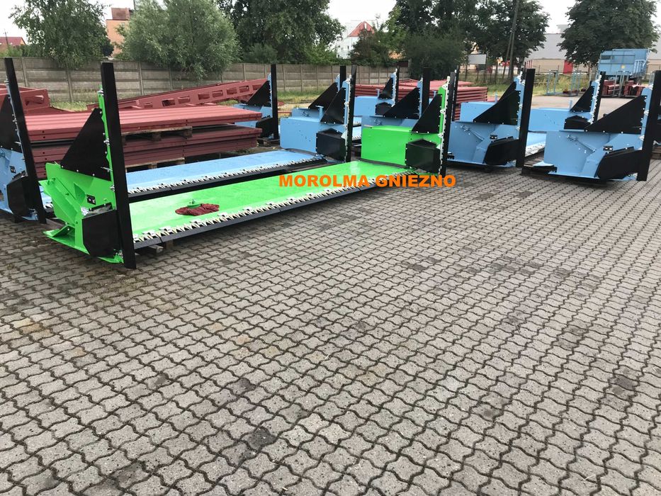 Przystawka stół do rzepaku MMiUR Wągrowiec Bizon Super Rekord Z-056/58