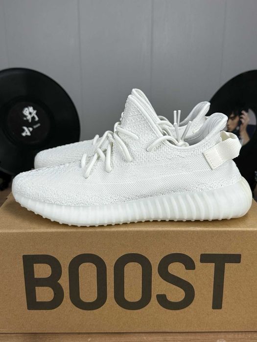 "Buty Trampki" adidasYeezy_Boost_350V2_Cream_R.39