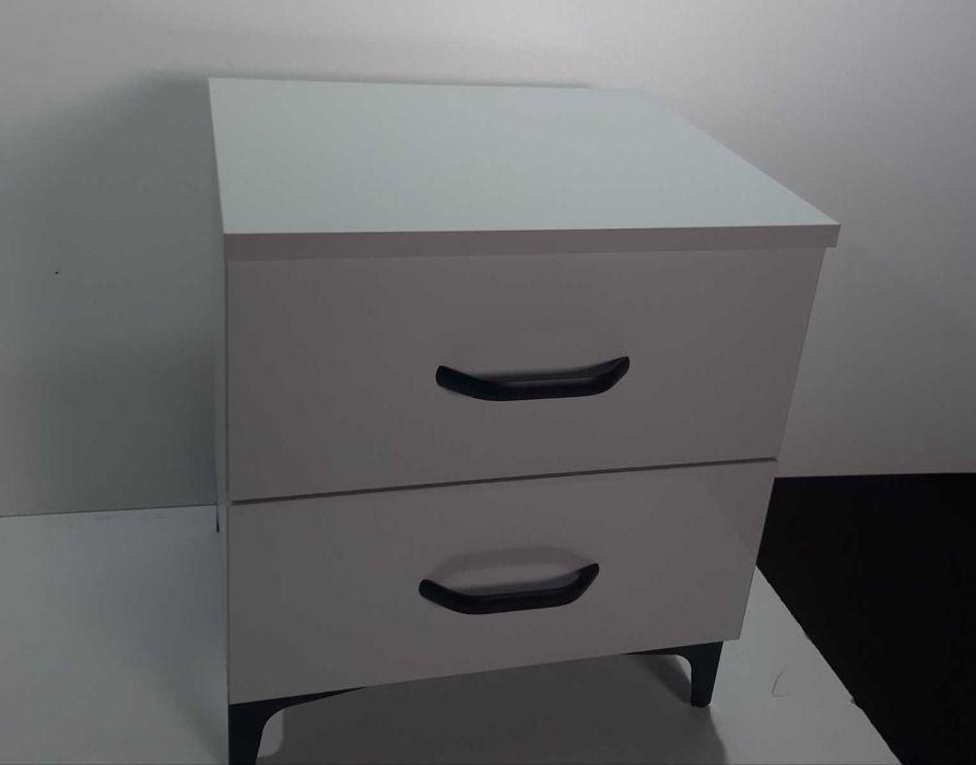 Комод та приліжкові тумби з ДСП нові