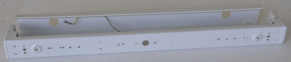 Oprawa Listwa Plexiform POKER na Świetlówkę 60cm T8 1x18W IP20 Używana