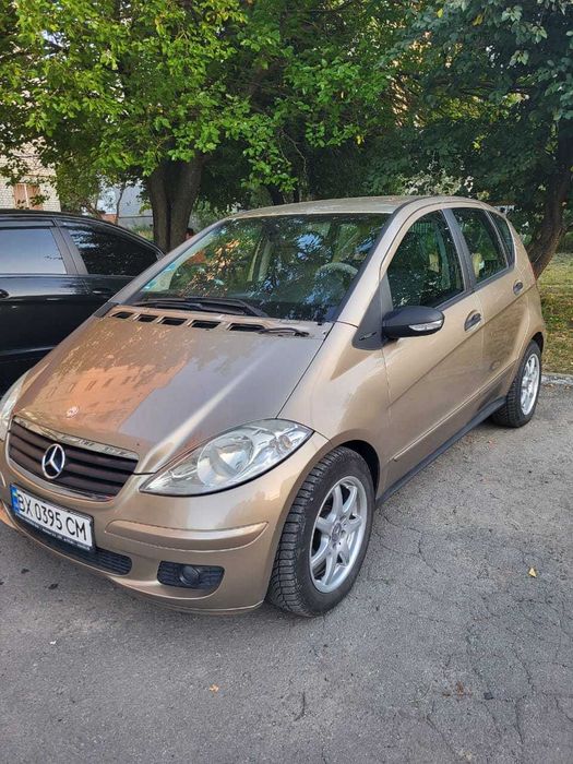 Mercedes -Benz А-180