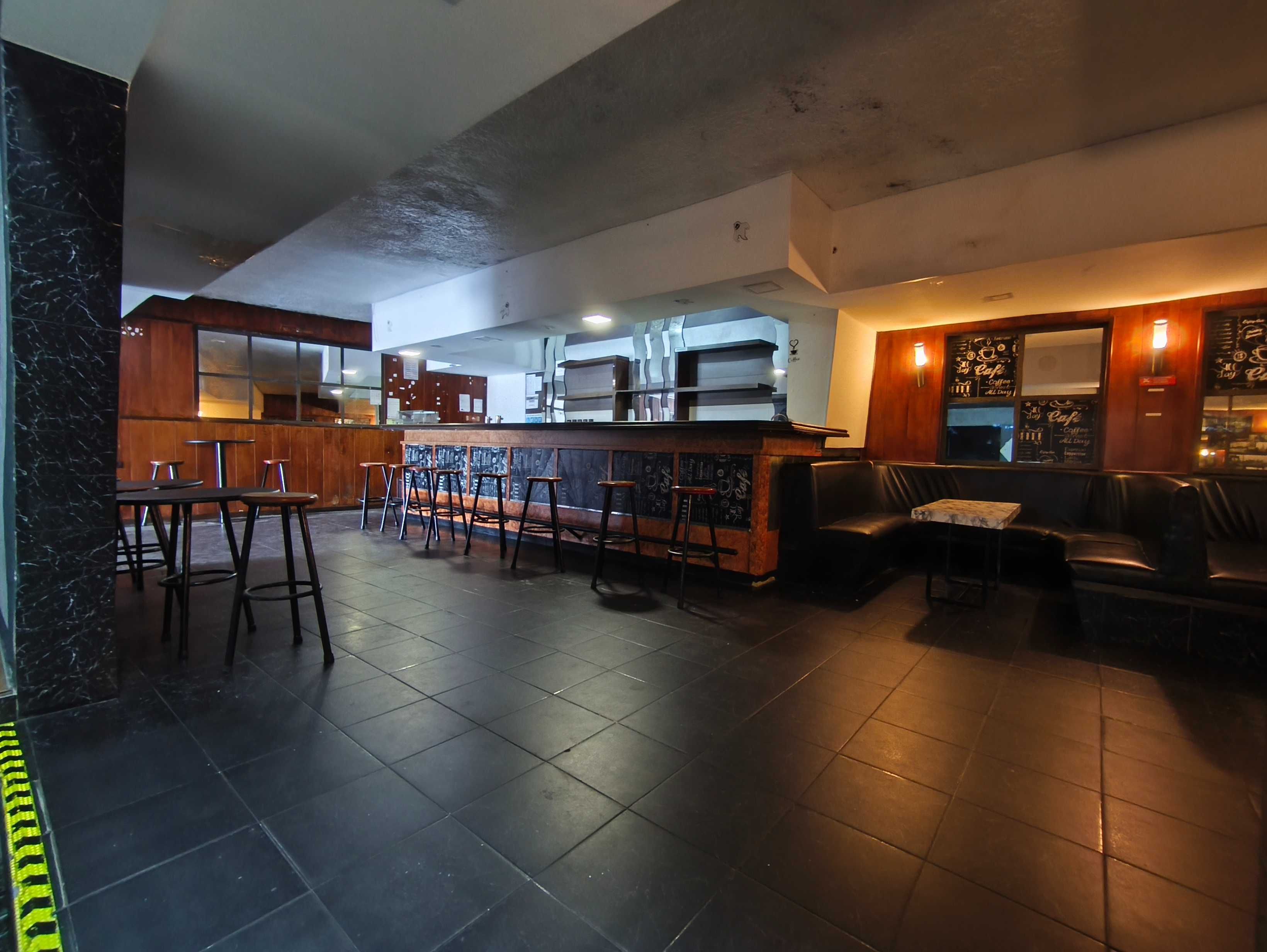 Arrenda-se Bar/Café