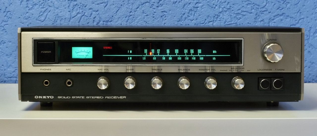 Onkyo receiver Y200 D