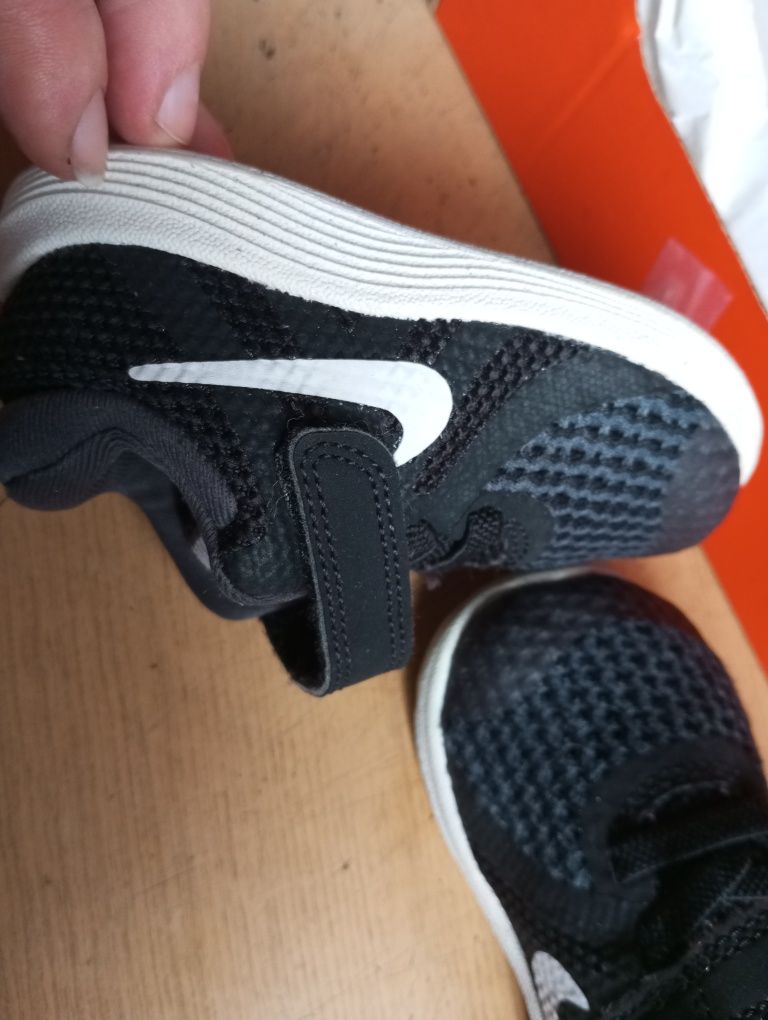 Buty sportowe Nike rozmiar 19,5