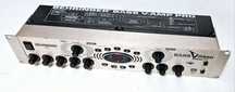 Multiefekt do gitary basowej, rack, Behringer Bass V-amp PRO