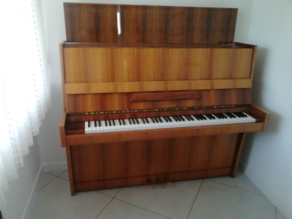 Pianino  Callsia sprzedam