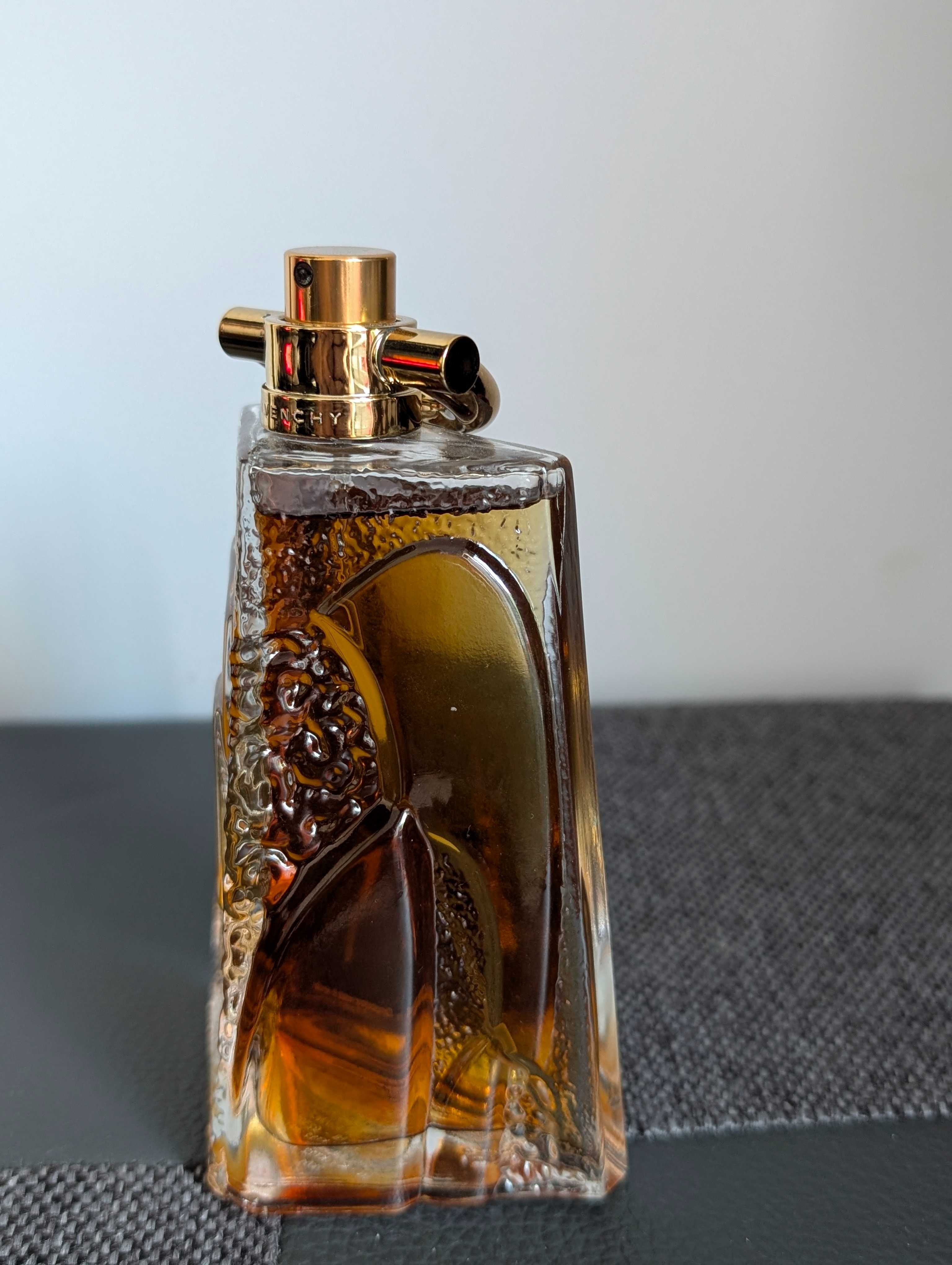 Perfumy Givenchy Pi EDT 100ml bez opakowania