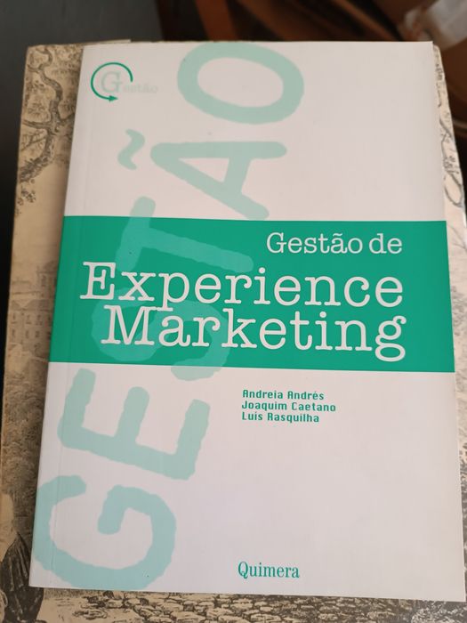 Lote de 52 livros variados