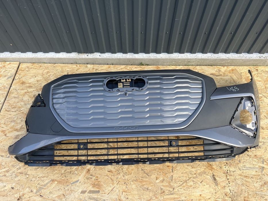 Решітка радіатора решетка бампер уголок Audi Q4 89А etron