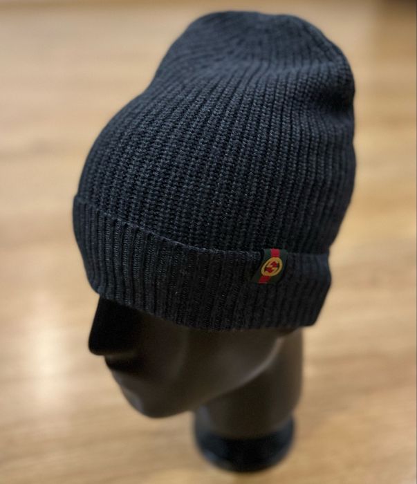 Шапка gucci чорна та сіра
