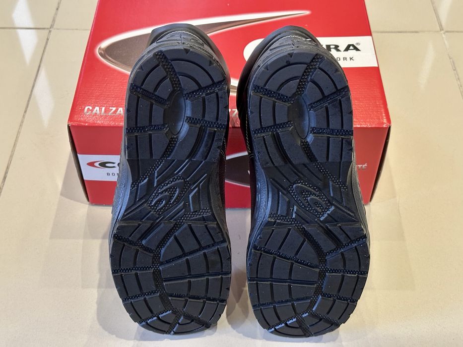 Cofra NOWE BUTY robocze Brno Black nowe obuwie do pracy S3 SRC 42