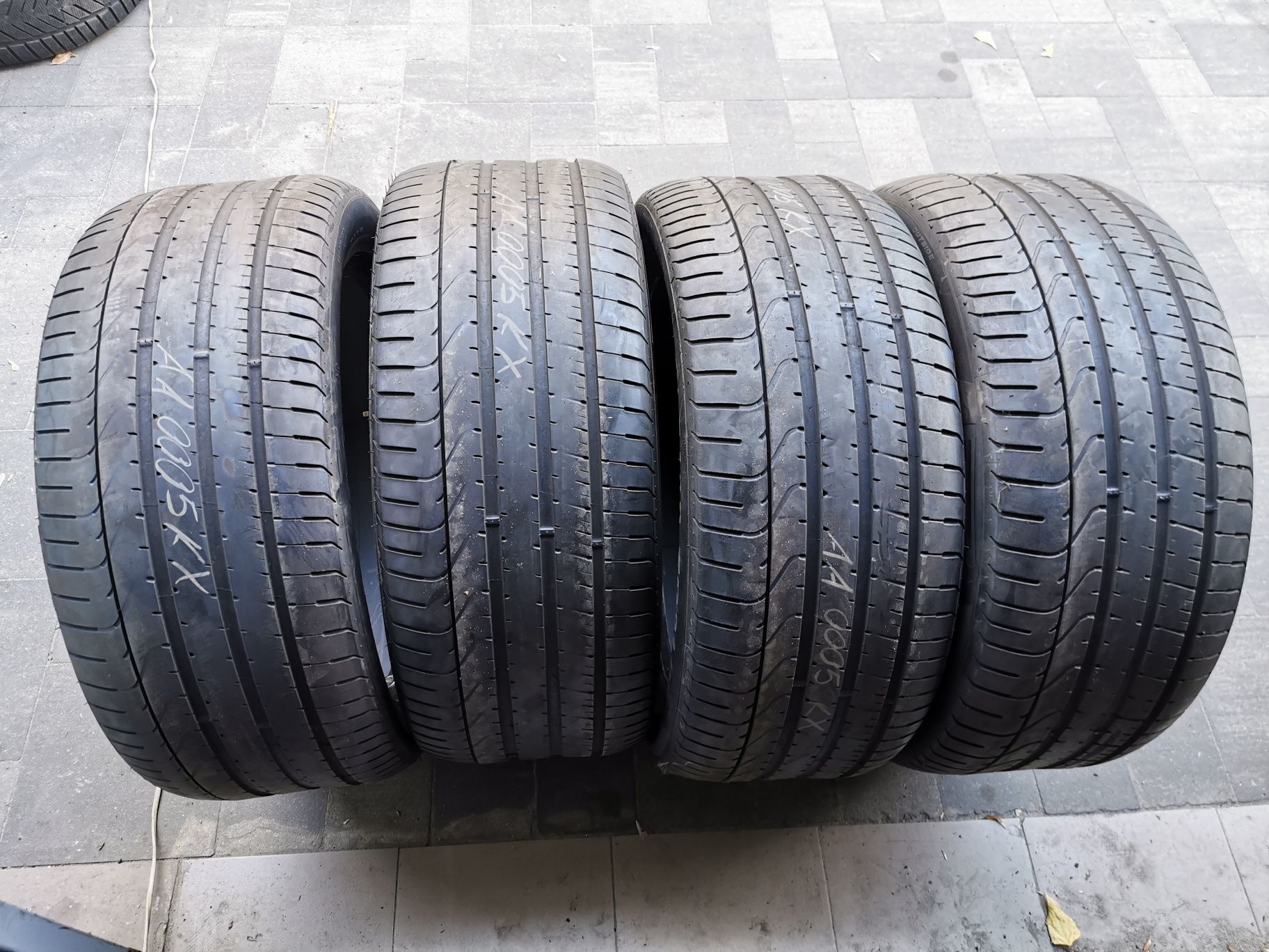 Летняя резина 295/40 R21 Pirelli Pzero