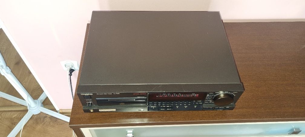 Technics SL-P999