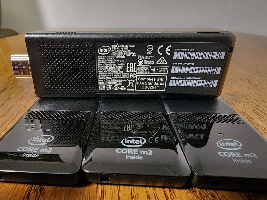 INTEL Stick m3 4ГБ 64SSD Windows 11