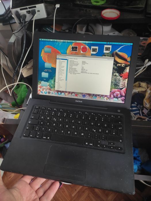 Два ноутбука Macbook A1181+Toshiba з хорошим звуком.робочі,справні