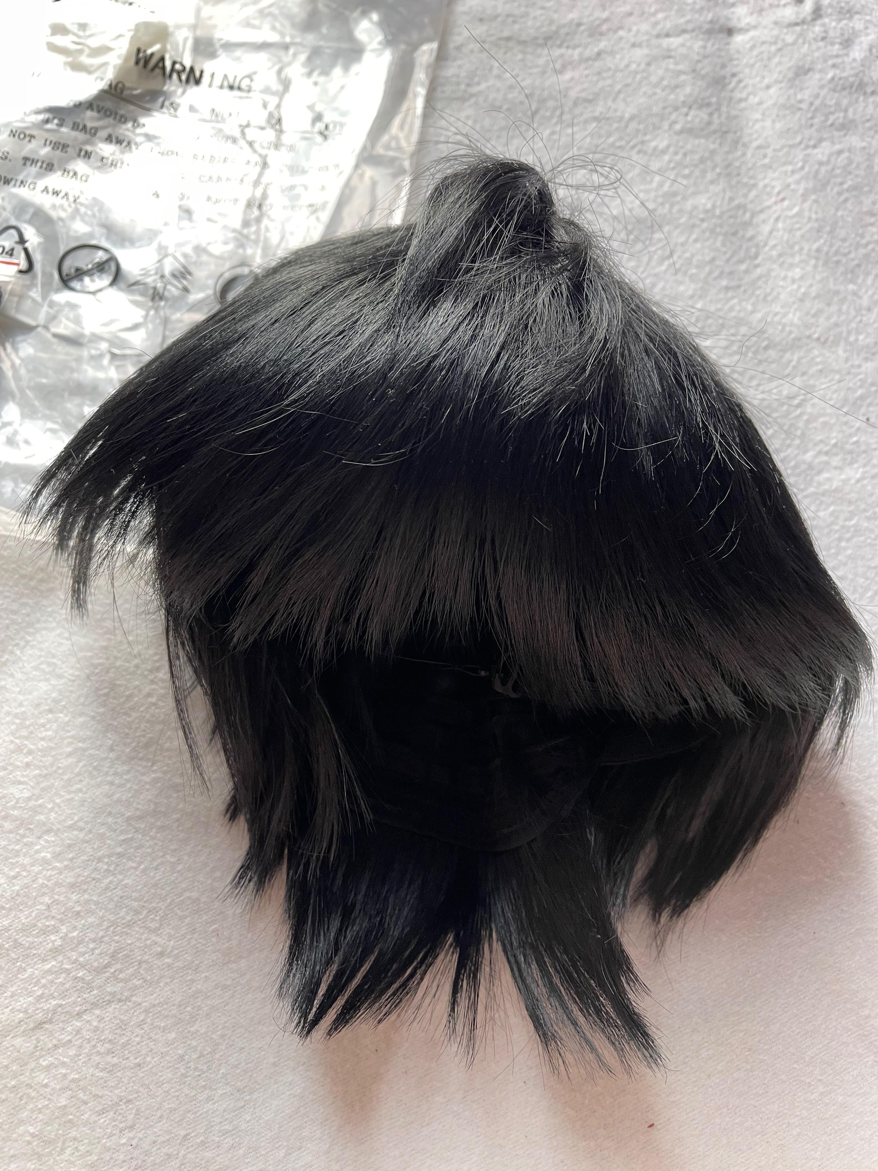 Czarna peruka / wig + wigcap