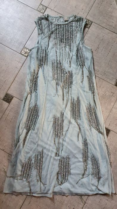 Asos śliczna sukienka midi zwiewna zdobiona cekiny frędzle S M