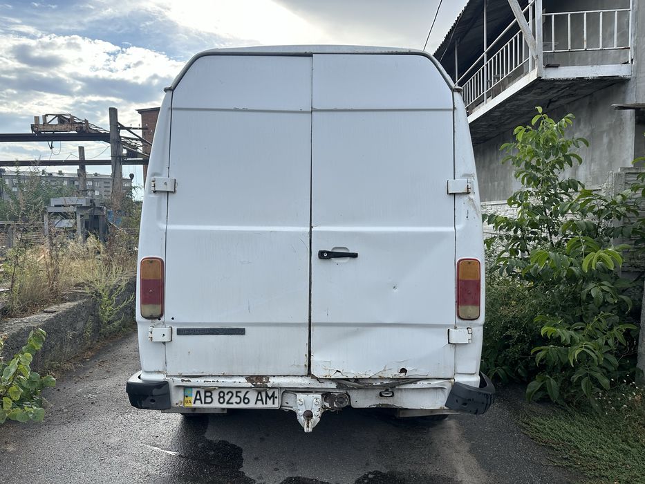 Продам Мерседес 409