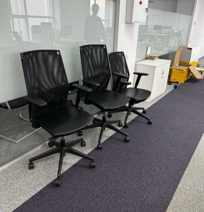 Продам офісні меблі , столи у кількості, крісла, тумби, шафи, Київ