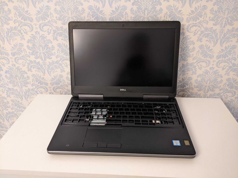 Мобильная рабочая станция Dell Precision 7510 разборка