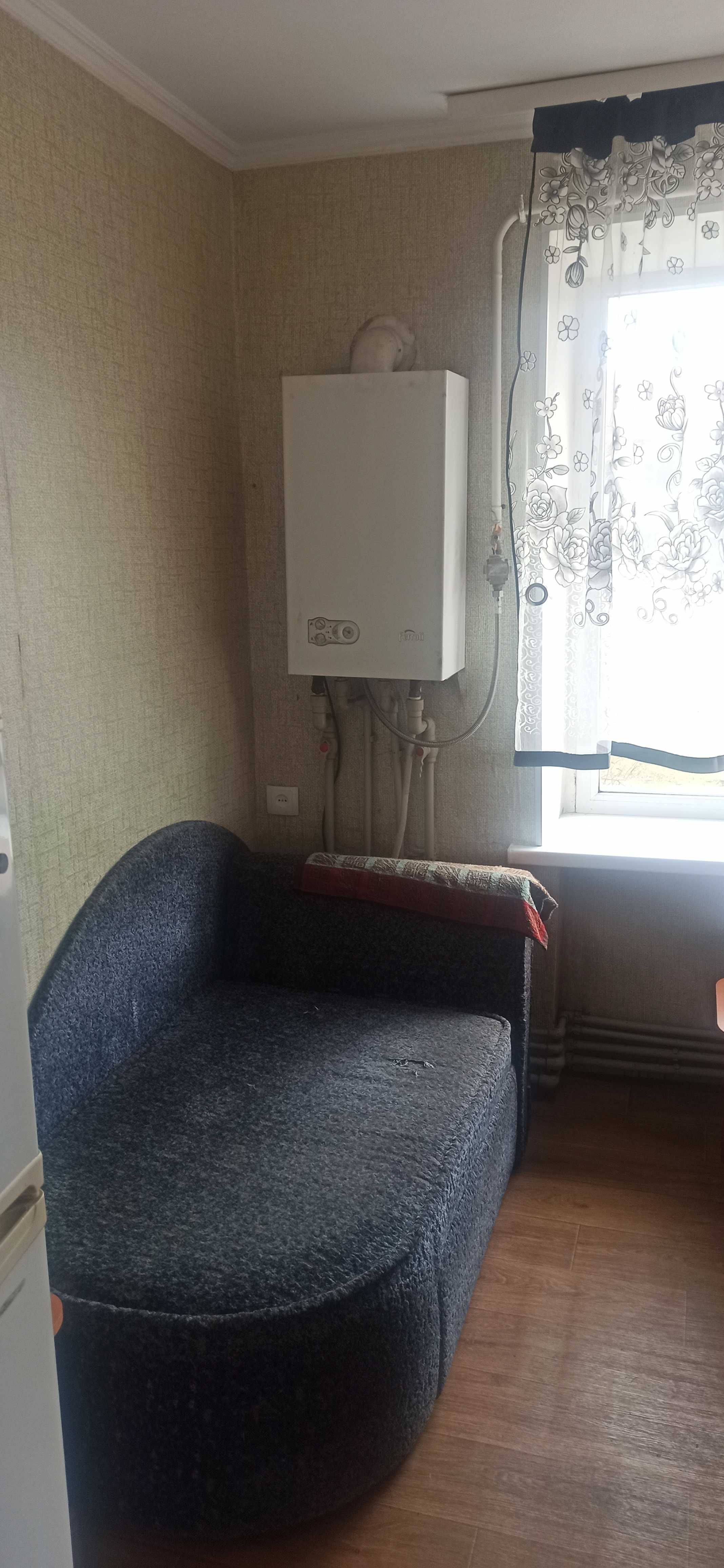 Продам 3-х кімнатну квартиру з індивідуальним опаленням в с.Войниха