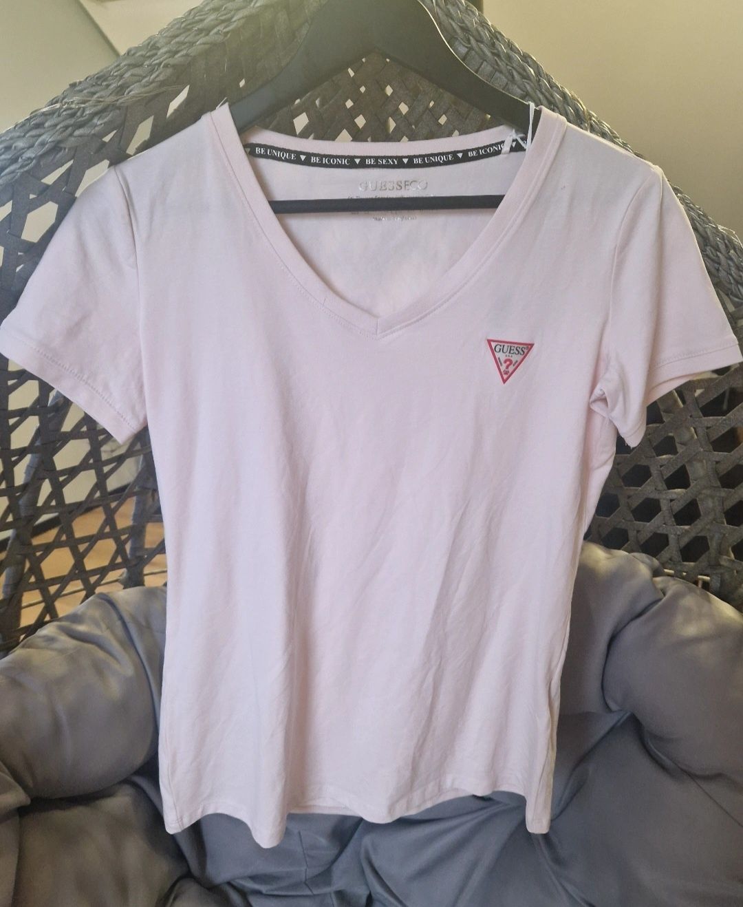 Nowa oryginalna koszulka Guess damska M/L