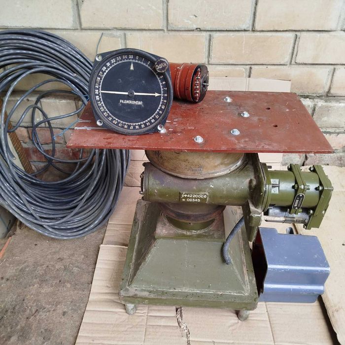 Поворотный механизм для антенны Р 404. трансивера.