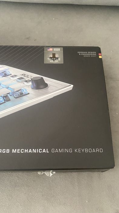 Klawiatura mechaniczna gamingowa ROCCAT Vulcan 122 AIMO Tactile